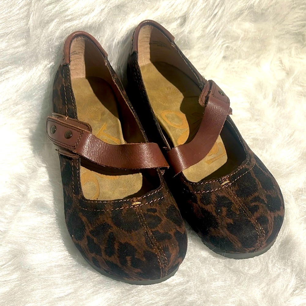 OTBT Women’s Salem Wedges
